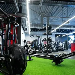 Gdzie znaleźć najlepsze kluby CrossFit w Warszawie? Sprawdź lokalizacje