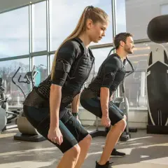 Trening siłowy co to? Poznaj jego korzyści i metody ćwiczeń